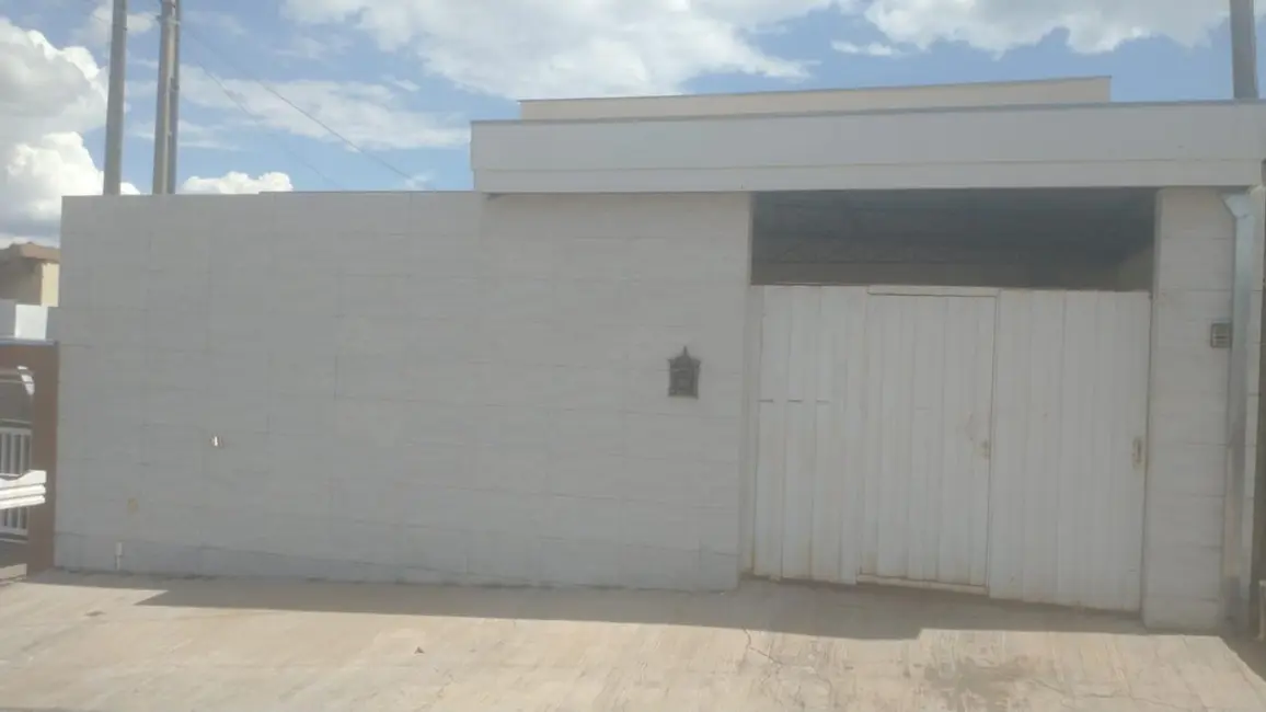 Foto 1 de Casa com 3 quartos à venda, 129m2 em Vera Cruz - SP