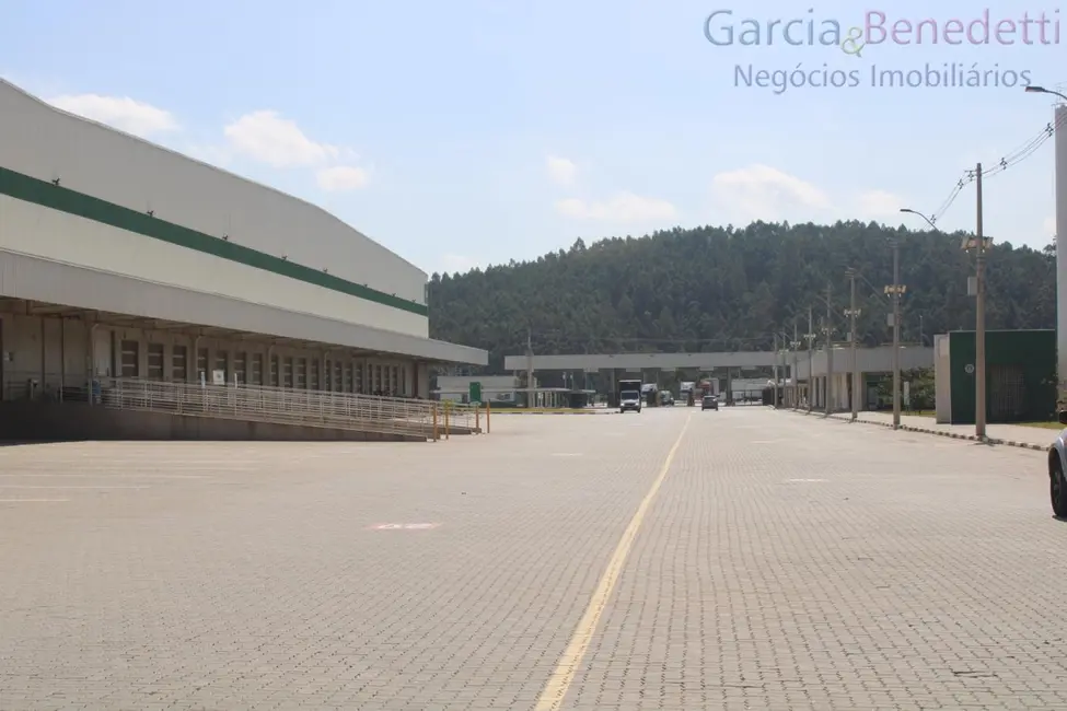 Foto 9 de Armazém / Galpão para alugar, 8190m2 em Cajamar - SP