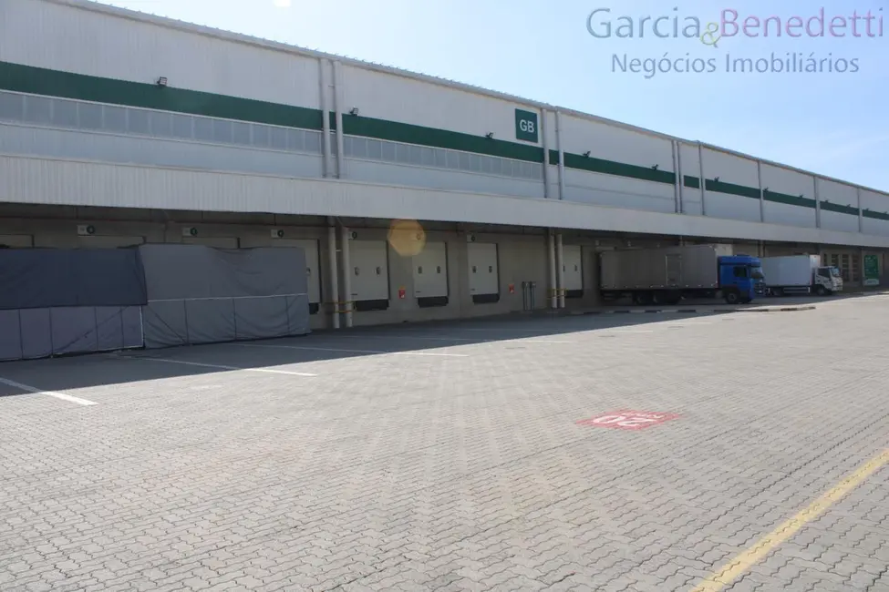 Foto 4 de Armazém / Galpão para alugar, 11466m2 em Cajamar - SP