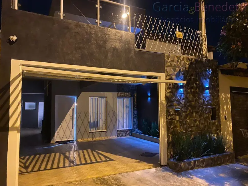 Foto 1 de Casa com 3 quartos à venda, 127m2 em Jundiai - SP