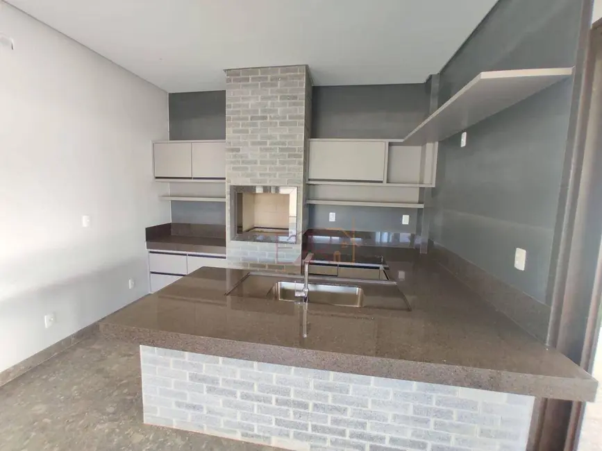 Casa de Condomínio com 4 quartos à venda, 566m2 em Solar Campestre, Rio Verde - GO - imagem 5 Foto 5 de Casa de Condomínio com 4 quartos à venda, 566m2 em Solar Campestre, Rio Verde - GO