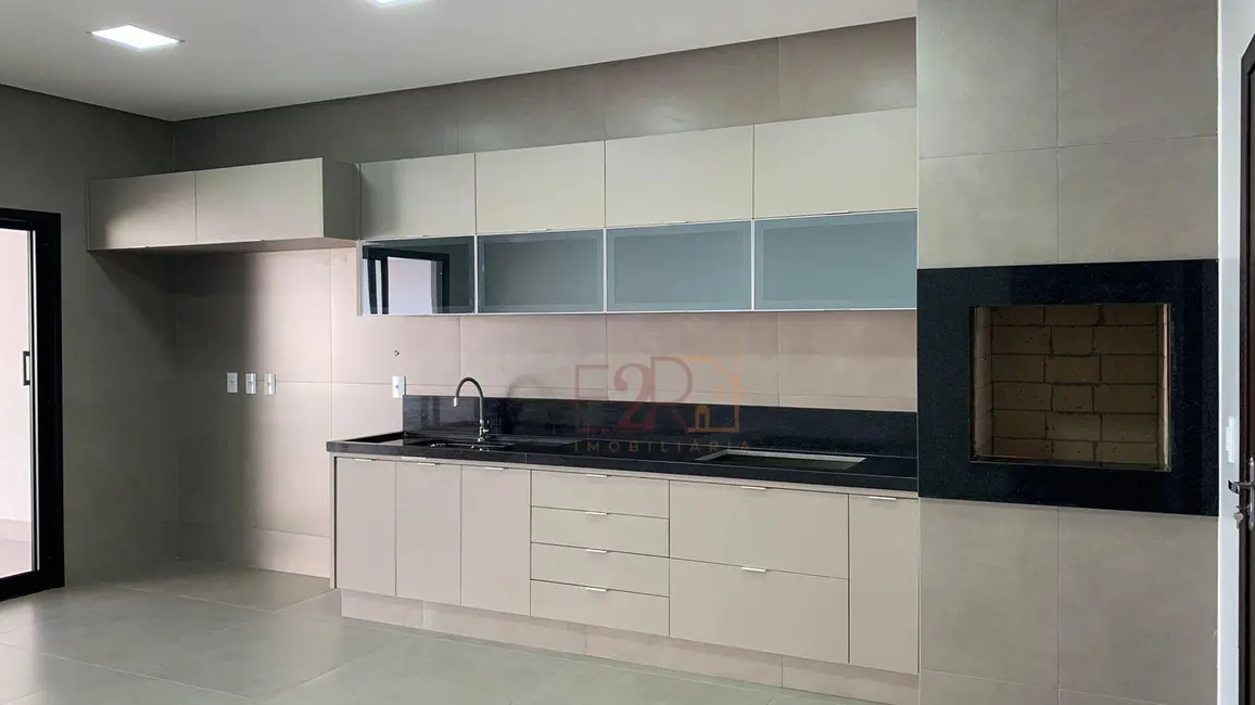 Casa com 3 quartos à venda, 225m2 em Setor Morada do Sol, Rio Verde - GO - imagem 3 Foto 3 de Casa com 3 quartos à venda, 225m2 em Setor Morada do Sol, Rio Verde - GO