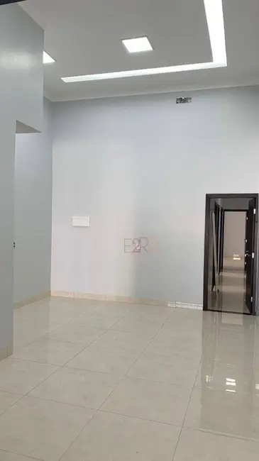 Casa com 3 quartos à venda, 180m2 em Setor Universitário, Rio Verde - GO - imagem 5 Foto 5 de Casa com 3 quartos à venda, 180m2 em Setor Universitário, Rio Verde - GO