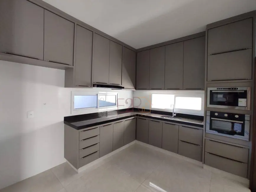 Foto 9 de Casa com 3 quartos à venda, 250m2 em Parque Solar do Agreste B, Rio Verde - GO