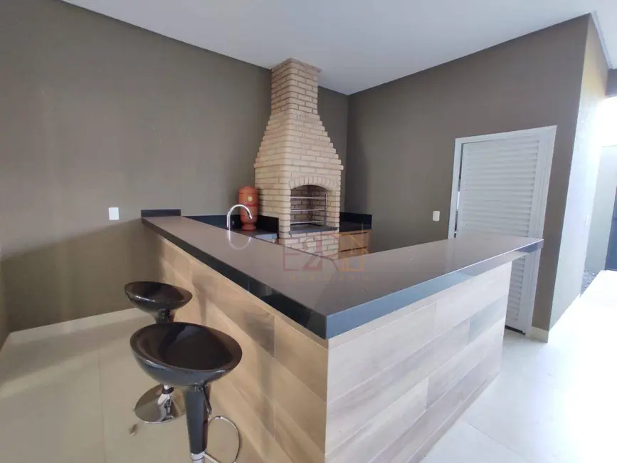 Foto 3 de Casa com 3 quartos à venda, 250m2 em Parque Solar do Agreste B, Rio Verde - GO