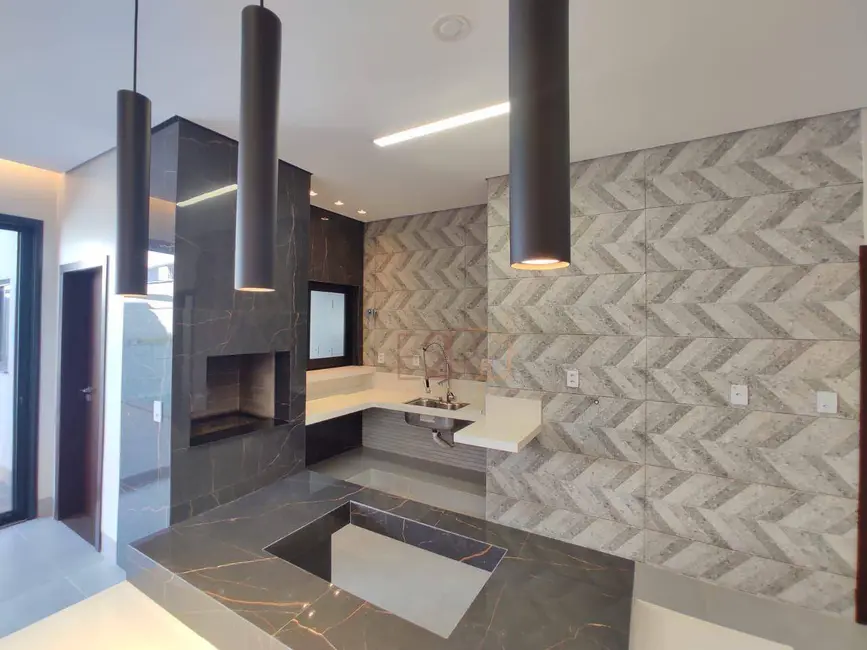 Casa de Condomínio com 3 quartos à venda, 405m2 em Rio Verde - GO - imagem 5 Foto 5 de Casa de Condomínio com 3 quartos à venda, 405m2 em Rio Verde - GO