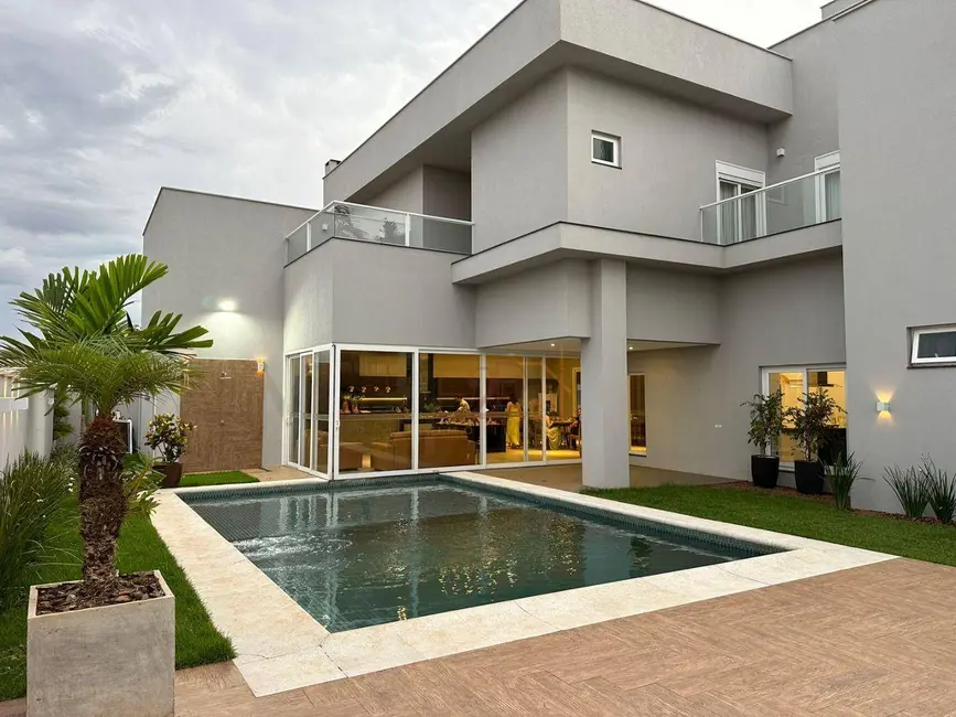 Foto 1 de Casa de Condomínio com 4 quartos à venda, 714m2 em Residencial Green Park, Rio Verde - GO