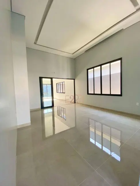 Foto 2 de Casa de Condomínio com 3 quartos à venda, 360m2 em Residencial Gameleira II, Rio Verde - GO