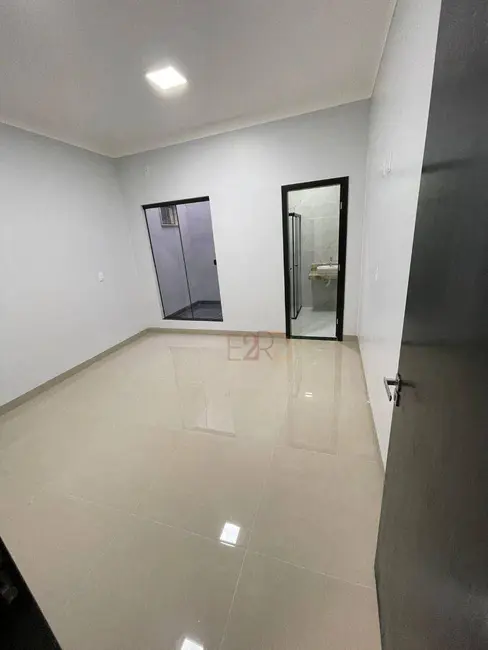 Casa com 3 quartos à venda, 202m2 em Residencial Solar dos Ataídes 1ª Etapa, Rio Verde - GO - imagem 4 Foto 4 de Casa com 3 quartos à venda, 202m2 em Residencial Solar dos Ataídes 1ª Etapa, Rio Verde - GO