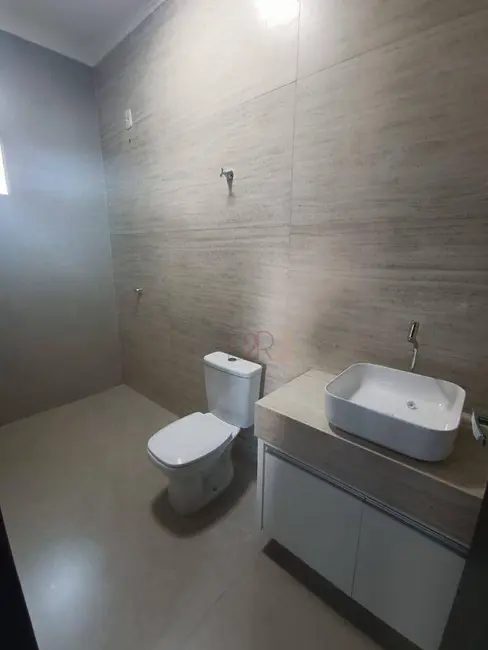 Casa com 3 quartos à venda, 186m2 em Residencial Canaã, Rio Verde - GO - imagem 7 Foto 7 de Casa com 3 quartos à venda, 186m2 em Residencial Canaã, Rio Verde - GO