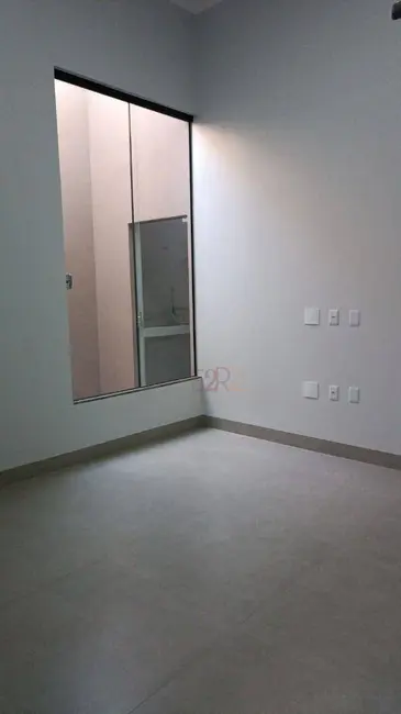 Casa com 3 quartos à venda, 186m2 em Residencial Canaã, Rio Verde - GO - imagem 3 Foto 3 de Casa com 3 quartos à venda, 186m2 em Residencial Canaã, Rio Verde - GO