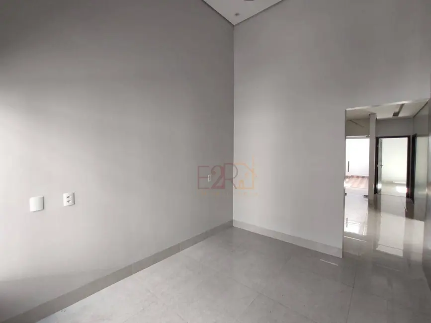Casa com 3 quartos à venda, 150m2 em Residencial Solar dos Ataídes 2ª Etapa, Rio Verde - GO - imagem 5 Foto 5 de Casa com 3 quartos à venda, 150m2 em Residencial Solar dos Ataídes 2ª Etapa, Rio Verde - GO