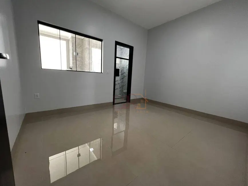 Casa com 3 quartos à venda, 150m2 em Residencial Gameleira II, Rio Verde - GO - imagem 6 Foto 6 de Casa com 3 quartos à venda, 150m2 em Residencial Gameleira II, Rio Verde - GO
