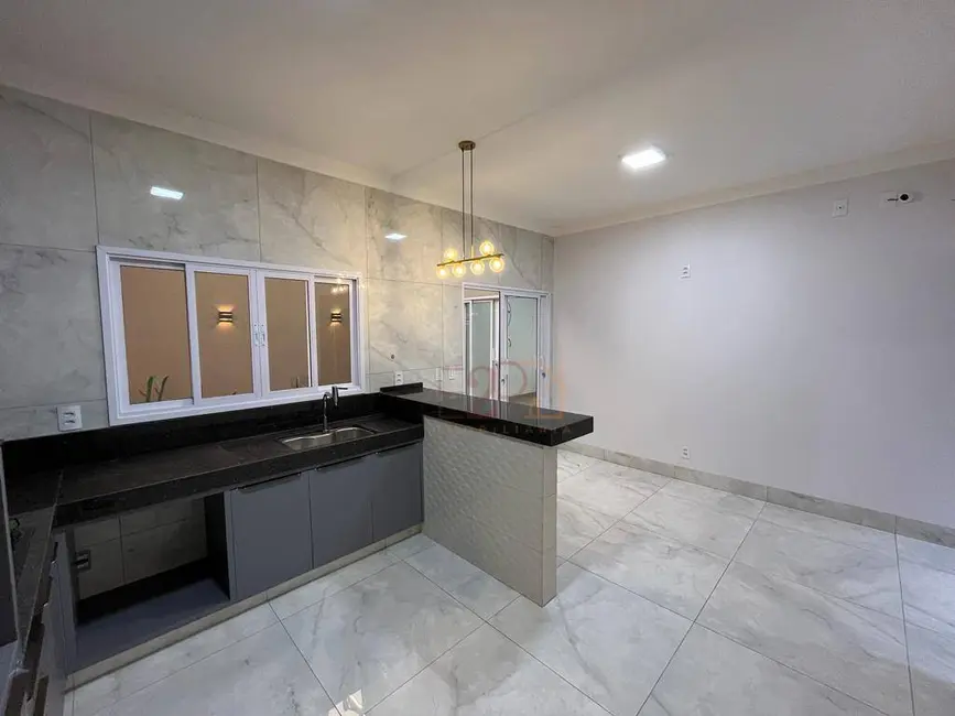 Casa com 3 quartos à venda, 250m2 em Rio Verde - GO - imagem 4 Foto 4 de Casa com 3 quartos à venda, 250m2 em Rio Verde - GO