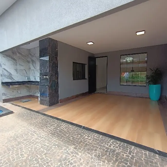 Foto 1 de Casa com 2 quartos à venda, 160m2 em Parque dos Jatobás, Rio Verde - GO