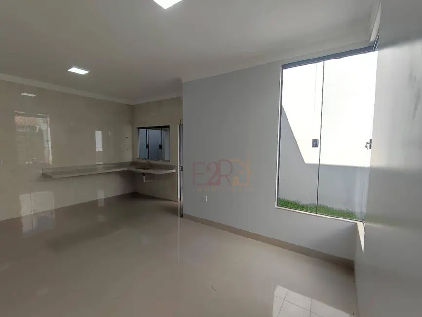 Casa com 3 quartos à venda, 150m2 em Residencial Solar dos Ataídes 2ª Etapa, Rio Verde - GO - imagem 8 Foto 8 de Casa com 3 quartos à venda, 150m2 em Residencial Solar dos Ataídes 2ª Etapa, Rio Verde - GO