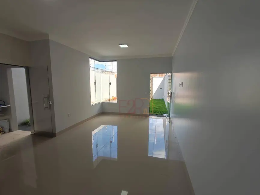 Casa com 3 quartos à venda, 150m2 em Residencial Solar dos Ataídes 2ª Etapa, Rio Verde - GO - imagem 6 Foto 6 de Casa com 3 quartos à venda, 150m2 em Residencial Solar dos Ataídes 2ª Etapa, Rio Verde - GO