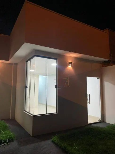 Casa com 3 quartos à venda, 150m2 em Residencial Solar dos Ataídes 2ª Etapa, Rio Verde - GO - imagem 3 Foto 3 de Casa com 3 quartos à venda, 150m2 em Residencial Solar dos Ataídes 2ª Etapa, Rio Verde - GO