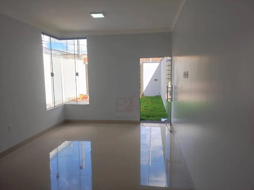 Casa com 3 quartos à venda, 150m2 em Residencial Solar dos Ataídes 2ª Etapa, Rio Verde - GO - imagem 5 Foto 5 de Casa com 3 quartos à venda, 150m2 em Residencial Solar dos Ataídes 2ª Etapa, Rio Verde - GO