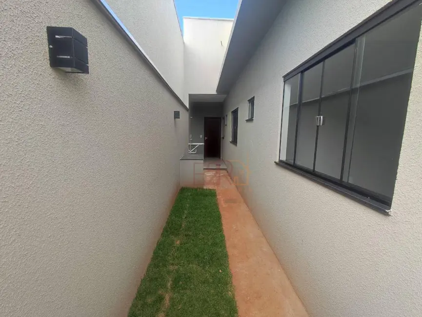 Casa com 3 quartos à venda, 150m2 em Residencial Nilson Veloso, Rio Verde - GO - imagem 8 Foto 8 de Casa com 3 quartos à venda, 150m2 em Residencial Nilson Veloso, Rio Verde - GO