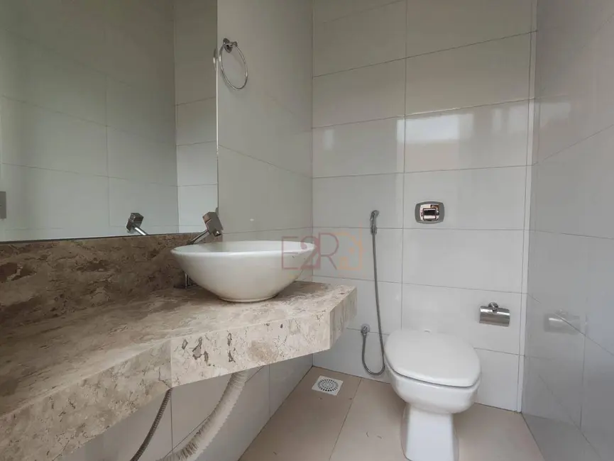 Casa com 3 quartos à venda, 180m2 em Residencial Solar dos Ataídes 2ª Etapa, Rio Verde - GO - imagem 5 Foto 5 de Casa com 3 quartos à venda, 180m2 em Residencial Solar dos Ataídes 2ª Etapa, Rio Verde - GO