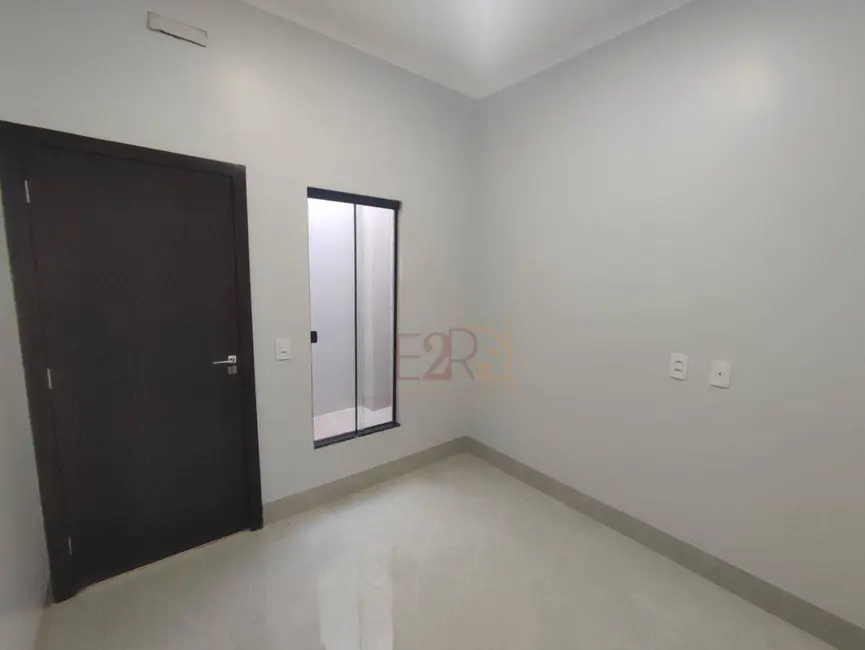 Casa com 3 quartos à venda, 150m2 em Residencial Solar dos Ataídes 2ª Etapa, Rio Verde - GO - imagem 7 Foto 7 de Casa com 3 quartos à venda, 150m2 em Residencial Solar dos Ataídes 2ª Etapa, Rio Verde - GO