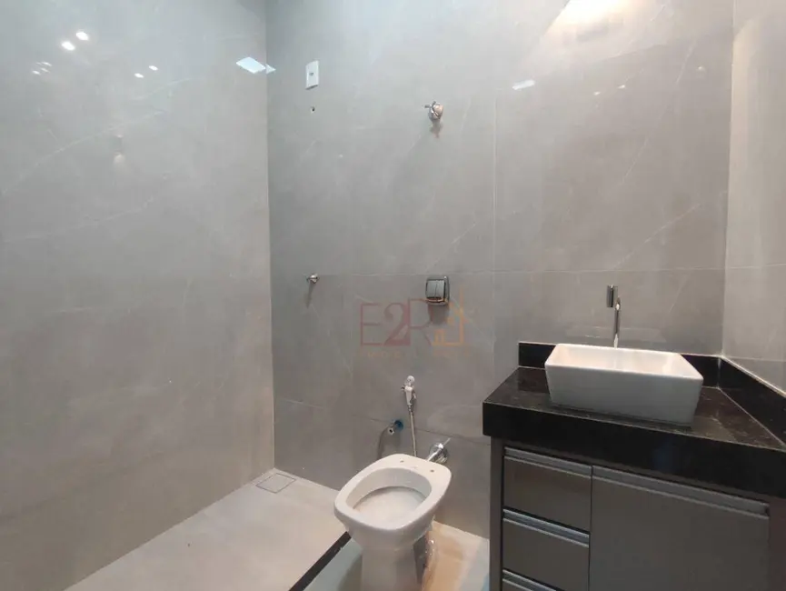 Casa com 3 quartos à venda, 150m2 em Residencial Solar dos Ataídes 2ª Etapa, Rio Verde - GO - imagem 6 Foto 6 de Casa com 3 quartos à venda, 150m2 em Residencial Solar dos Ataídes 2ª Etapa, Rio Verde - GO