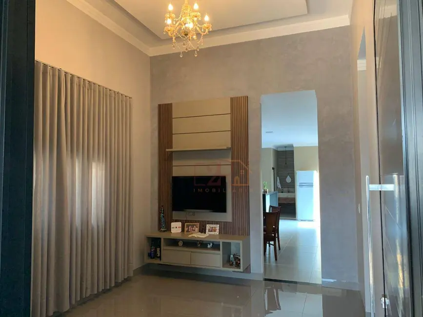 Foto 3 de Casa com 3 quartos à venda, 250m2 em Parque Solar do Agreste B, Rio Verde - GO