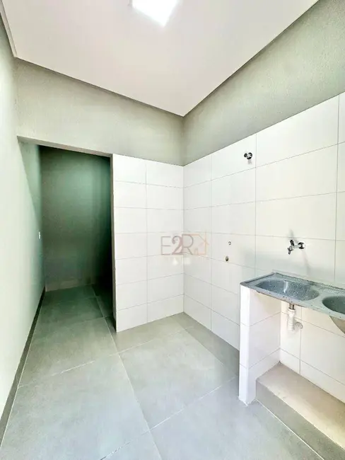 Casa com 3 quartos à venda, 180m2 em Residencial Interlagos, Rio Verde - GO - imagem 8 Foto 8 de Casa com 3 quartos à venda, 180m2 em Residencial Interlagos, Rio Verde - GO