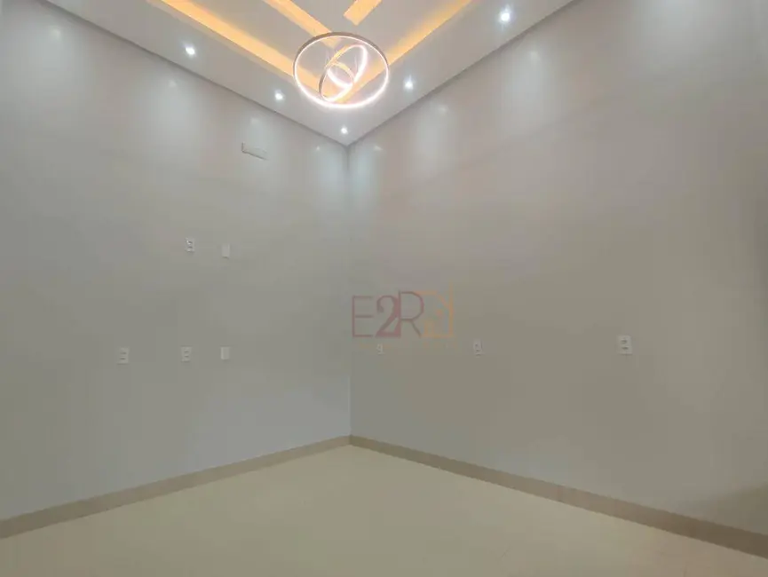 Casa com 3 quartos à venda, 150m2 em Residencial Solar dos Ataídes 1ª Etapa, Rio Verde - GO - imagem 4 Foto 4 de Casa com 3 quartos à venda, 150m2 em Residencial Solar dos Ataídes 1ª Etapa, Rio Verde - GO