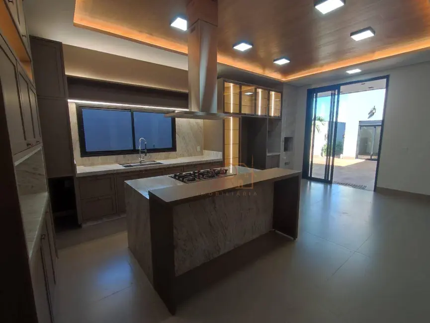 Casa de Condomínio com 4 quartos à venda, 405m2 em Rio Verde - GO - imagem 5 Foto 5 de Casa de Condomínio com 4 quartos à venda, 405m2 em Rio Verde - GO