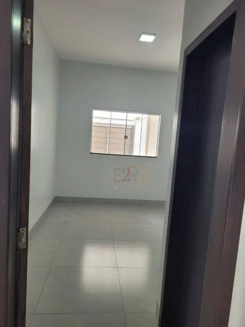 Casa com 2 quartos à venda, 130m2 em Jardim Mondale, Rio Verde - GO - imagem 6 Foto 6 de Casa com 2 quartos à venda, 130m2 em Jardim Mondale, Rio Verde - GO