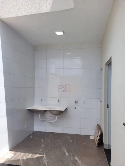 Casa com 2 quartos à venda, 130m2 em Jardim Mondale, Rio Verde - GO - imagem 9 Foto 9 de Casa com 2 quartos à venda, 130m2 em Jardim Mondale, Rio Verde - GO