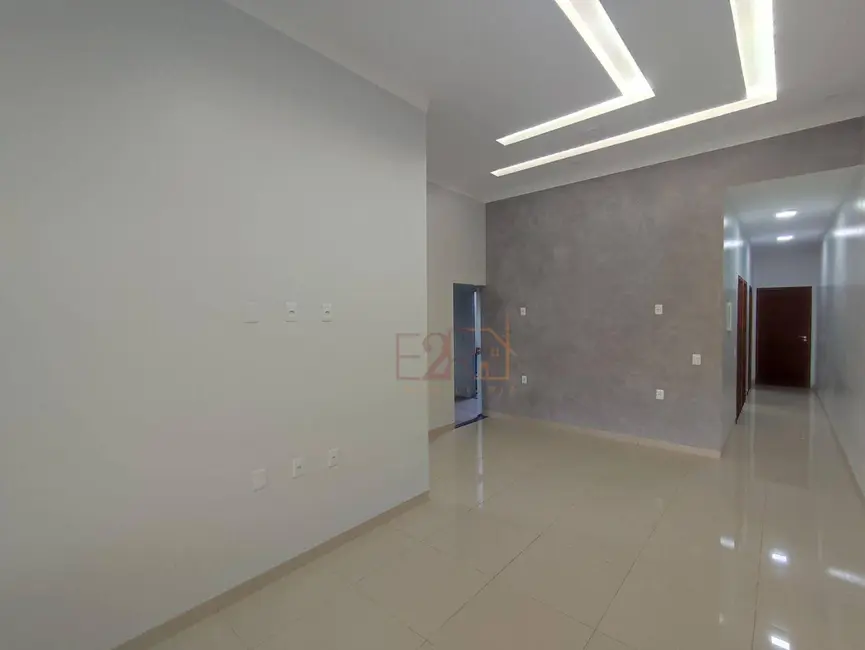 Foto 4 de Casa com 3 quartos à venda, 180m2 em Residencial Interlagos, Rio Verde - GO