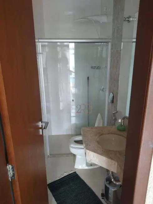 Foto 3 de Sobrado com 4 quartos à venda, 360m2 em Parque dos Buritis, Rio Verde - GO