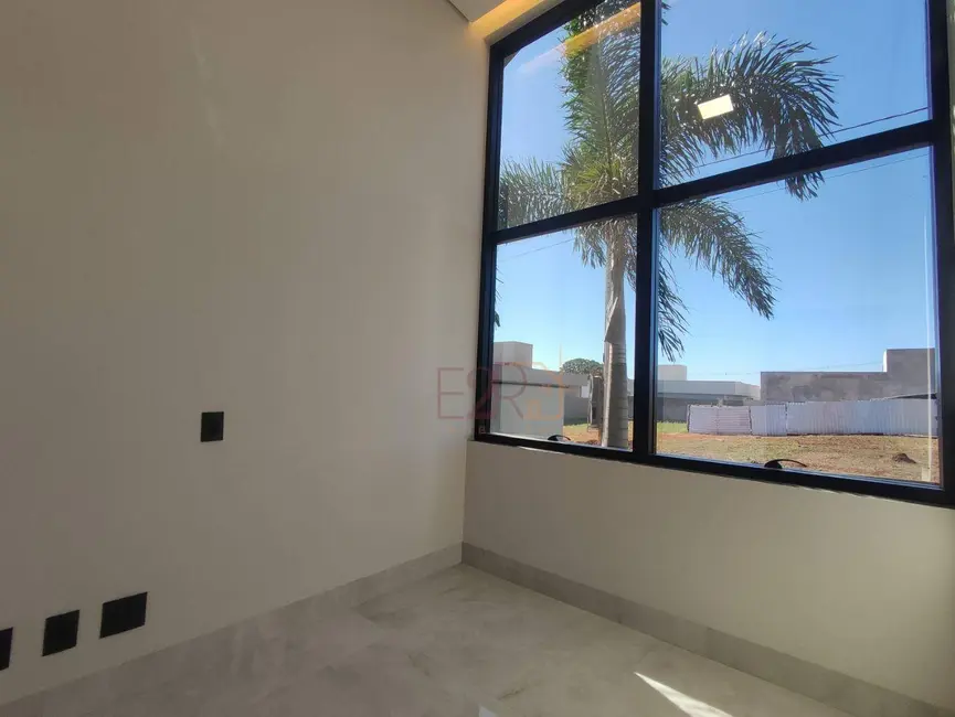 Casa de Condomínio com 3 quartos à venda, 405m2 em Rio Verde - GO - imagem 4 Foto 4 de Casa de Condomínio com 3 quartos à venda, 405m2 em Rio Verde - GO