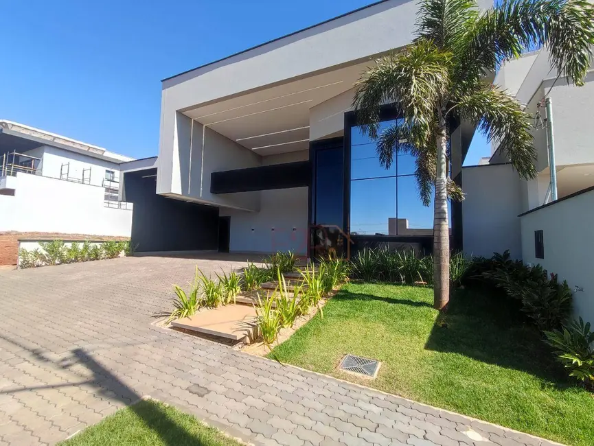 Foto 1 de Casa de Condomínio com 3 quartos à venda, 405m2 em Rio Verde - GO