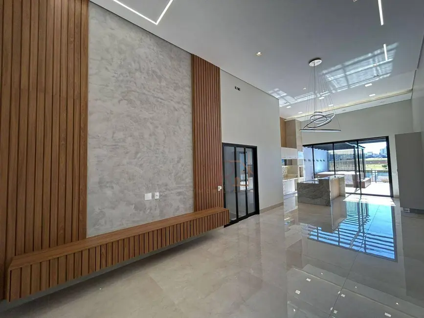 Casa com 5 quartos à venda, 360m2 em Parque dos Jatobás, Rio Verde - GO - imagem 3 Foto 3 de Casa com 5 quartos à venda, 360m2 em Parque dos Jatobás, Rio Verde - GO