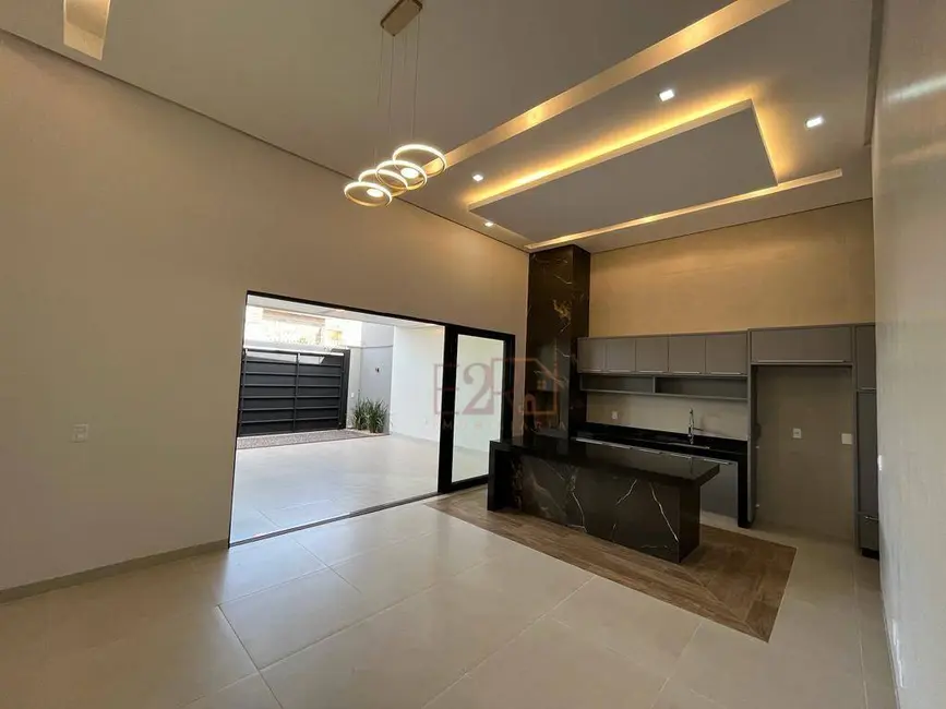 Casa com 3 quartos à venda, 217m2 em Residencial Solar dos Ataídes 2ª Etapa, Rio Verde - GO - imagem 7 Foto 7 de Casa com 3 quartos à venda, 217m2 em Residencial Solar dos Ataídes 2ª Etapa, Rio Verde - GO