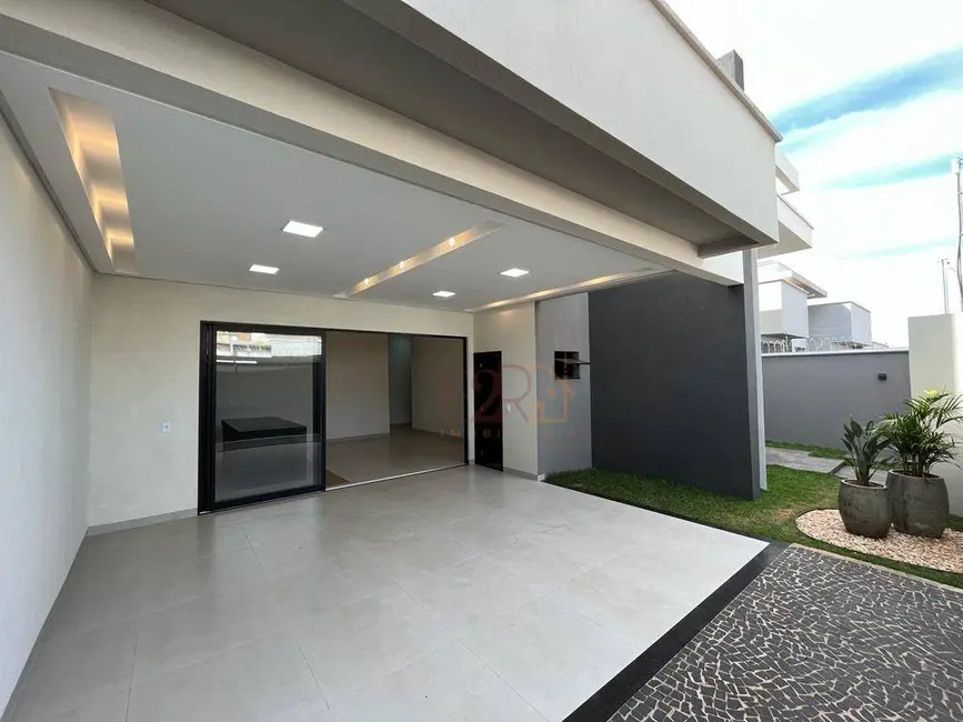 Foto 1 de Casa com 3 quartos à venda, 217m2 em Residencial Solar dos Ataídes 2ª Etapa, Rio Verde - GO