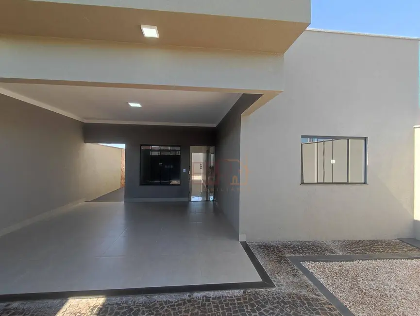 Casa com 3 quartos à venda, 180m2 em Rio Verde - GO - imagem 2 Foto 2 de Casa com 3 quartos à venda, 180m2 em Rio Verde - GO
