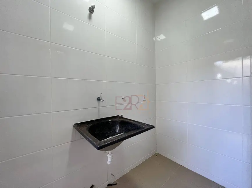 Casa com 3 quartos à venda, 180m2 em Setor Universitário, Rio Verde - GO - imagem 6 Foto 6 de Casa com 3 quartos à venda, 180m2 em Setor Universitário, Rio Verde - GO