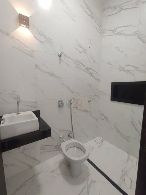Casa com 3 quartos à venda, 150m2 em Residencial Veneza, Rio Verde - GO - imagem 7 Foto 7 de Casa com 3 quartos à venda, 150m2 em Residencial Veneza, Rio Verde - GO