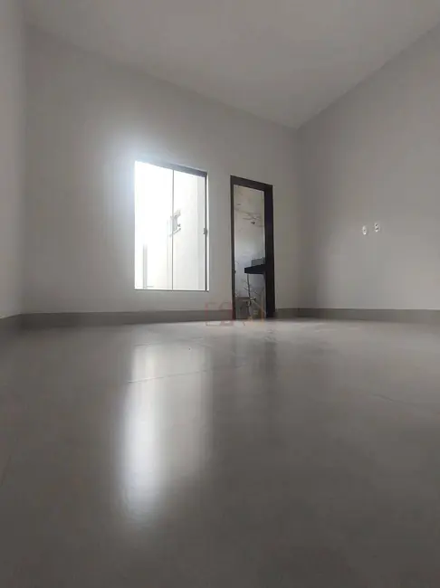 Casa com 3 quartos à venda, 150m2 em Residencial Veneza, Rio Verde - GO - imagem 8 Foto 8 de Casa com 3 quartos à venda, 150m2 em Residencial Veneza, Rio Verde - GO