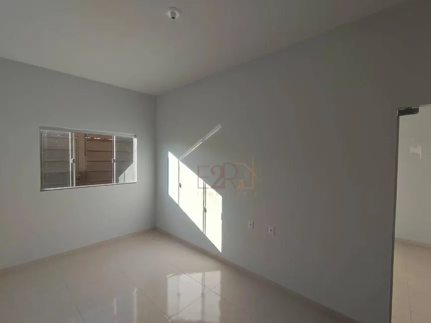 Casa com 2 quartos à venda, 125m2 em Jardim Mondale, Rio Verde - GO - imagem 7 Foto 7 de Casa com 2 quartos à venda, 125m2 em Jardim Mondale, Rio Verde - GO