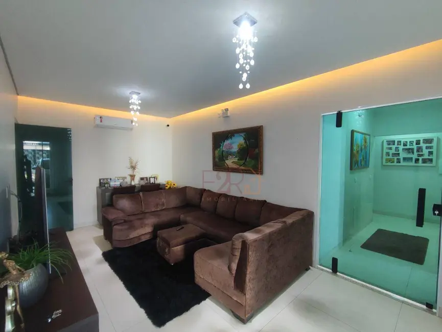 Casa com 6 quartos à venda, 450m2 em Setor Morada do Sol, Rio Verde - GO - imagem 4 Foto 4 de Casa com 6 quartos à venda, 450m2 em Setor Morada do Sol, Rio Verde - GO