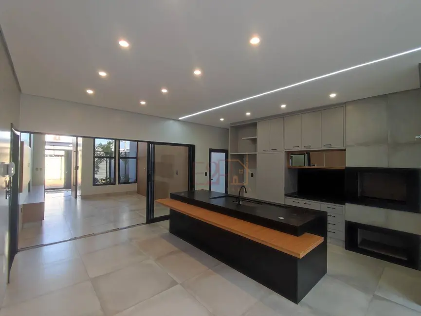 Casa com 3 quartos à venda, 300m2 em Residencial Solar dos Ataídes 1ª Etapa, Rio Verde - GO - imagem 8 Foto 8 de Casa com 3 quartos à venda, 300m2 em Residencial Solar dos Ataídes 1ª Etapa, Rio Verde - GO