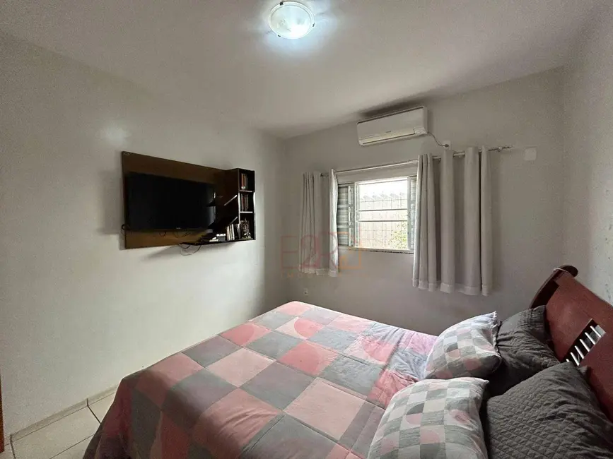 Casa com 3 quartos à venda, 450m2 em Setor Morada do Sol, Rio Verde - GO - imagem 4 Foto 4 de Casa com 3 quartos à venda, 450m2 em Setor Morada do Sol, Rio Verde - GO