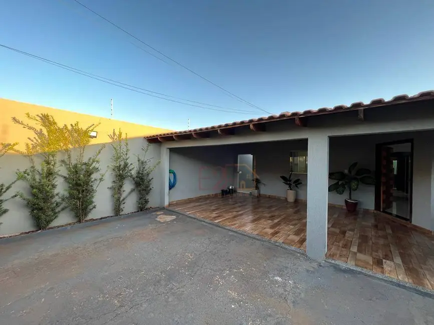 Foto 1 de Casa com 3 quartos à venda, 360m2 em Loteamento Gameleira, Rio Verde - GO