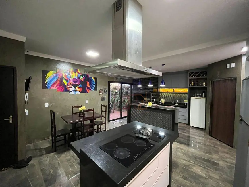 Casa com 3 quartos à venda, 225m2 em Setor Morada do Sol, Rio Verde - GO - imagem 7 Foto 7 de Casa com 3 quartos à venda, 225m2 em Setor Morada do Sol, Rio Verde - GO